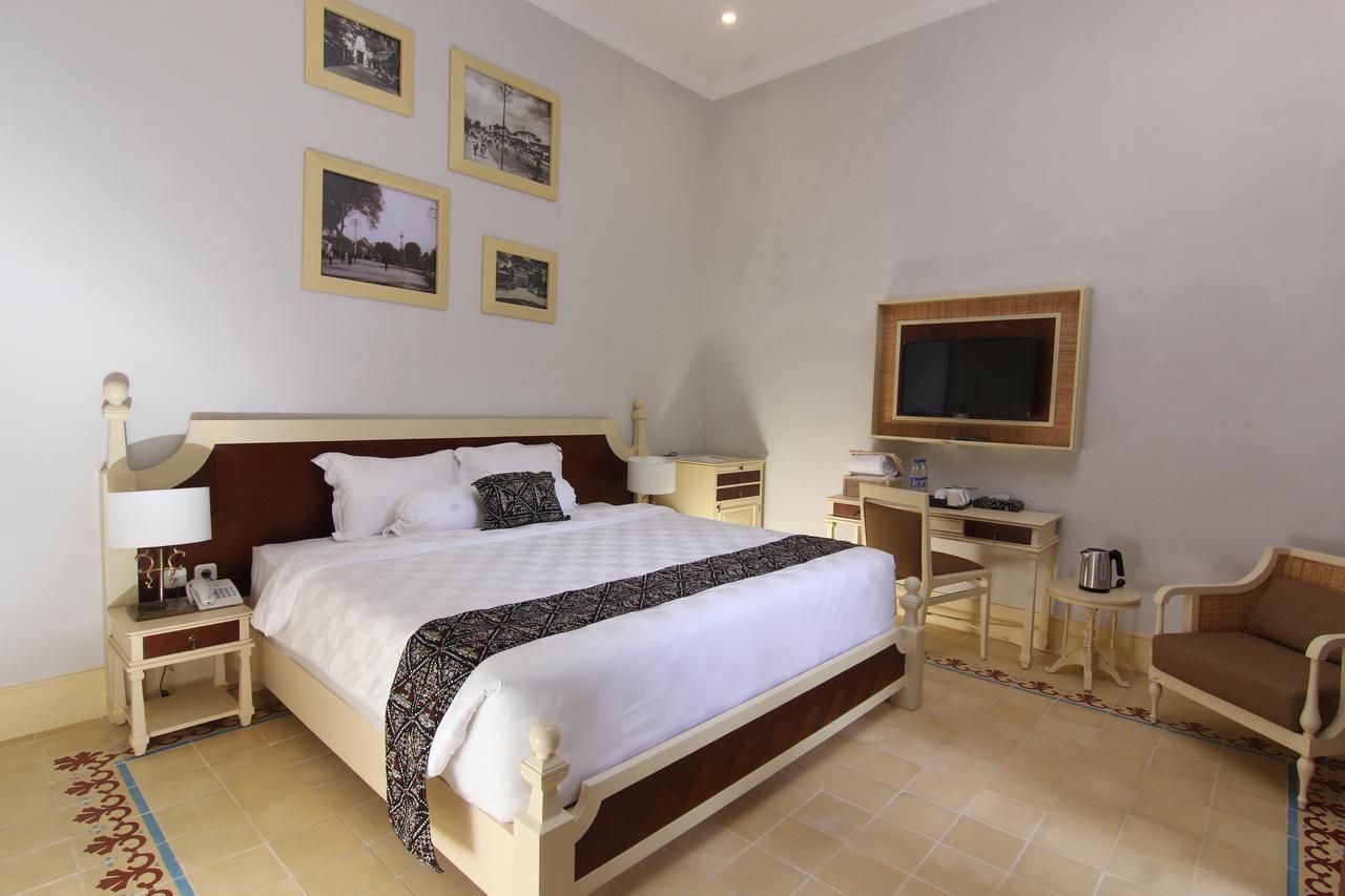 Boutique & Resto Hotel