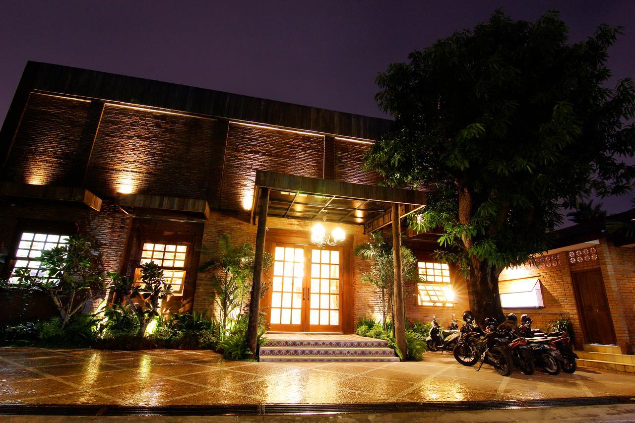 Boutique & Resto Hotel 3*